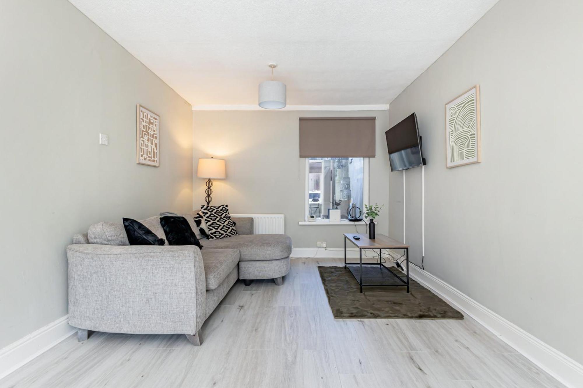 Snug Central Belfast Home, 2 Minutes From Ormeau Park! Exterior foto